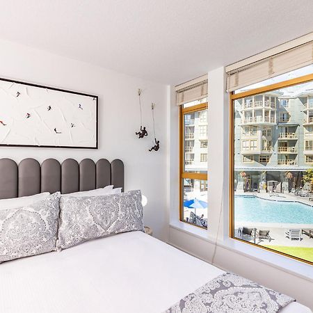 Cascade Lodge Premium Suite, With Pool & Hot Tub Whistler Exterior foto
